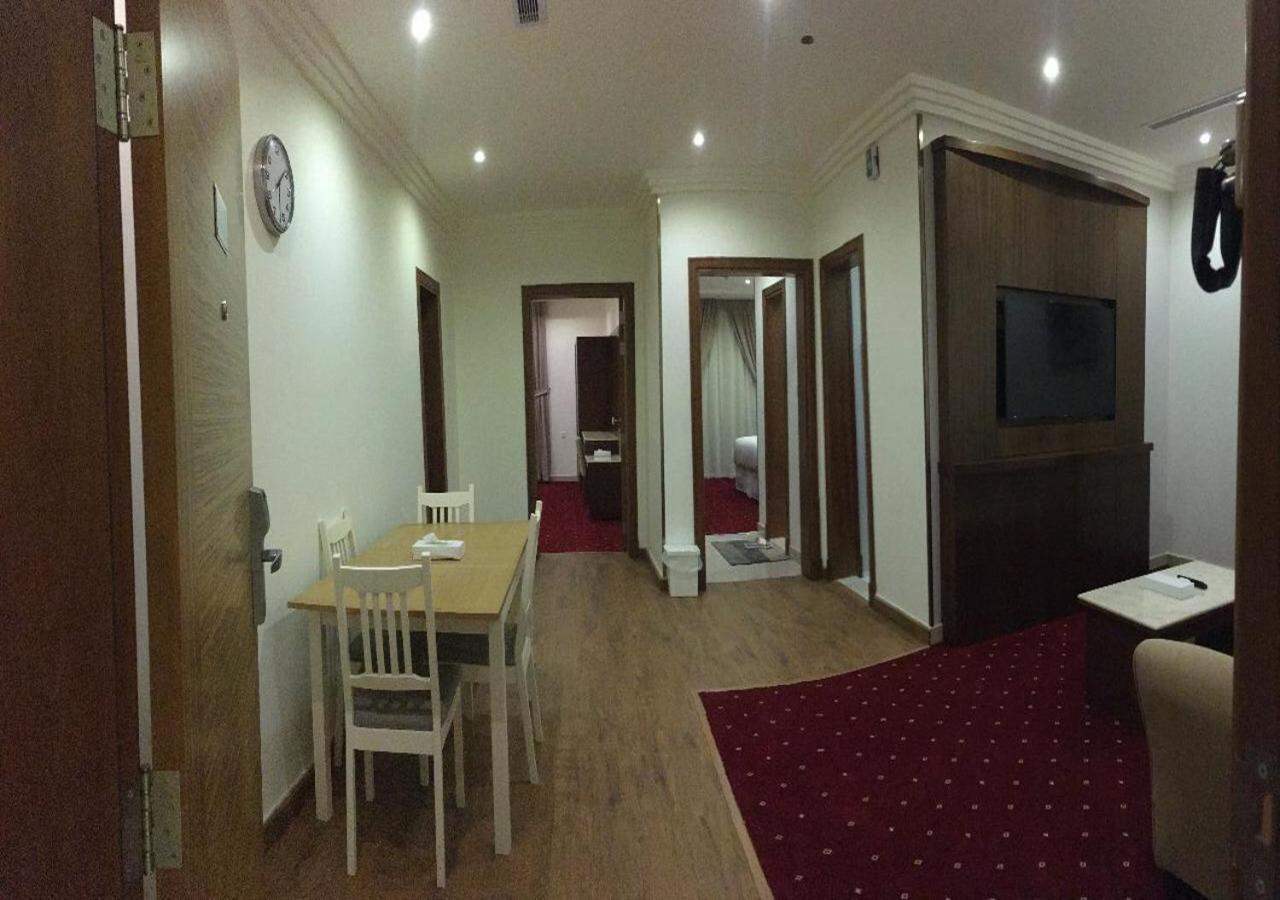 حياة إن للأجنحة الفندقية -جده Jeddah Exterior photo