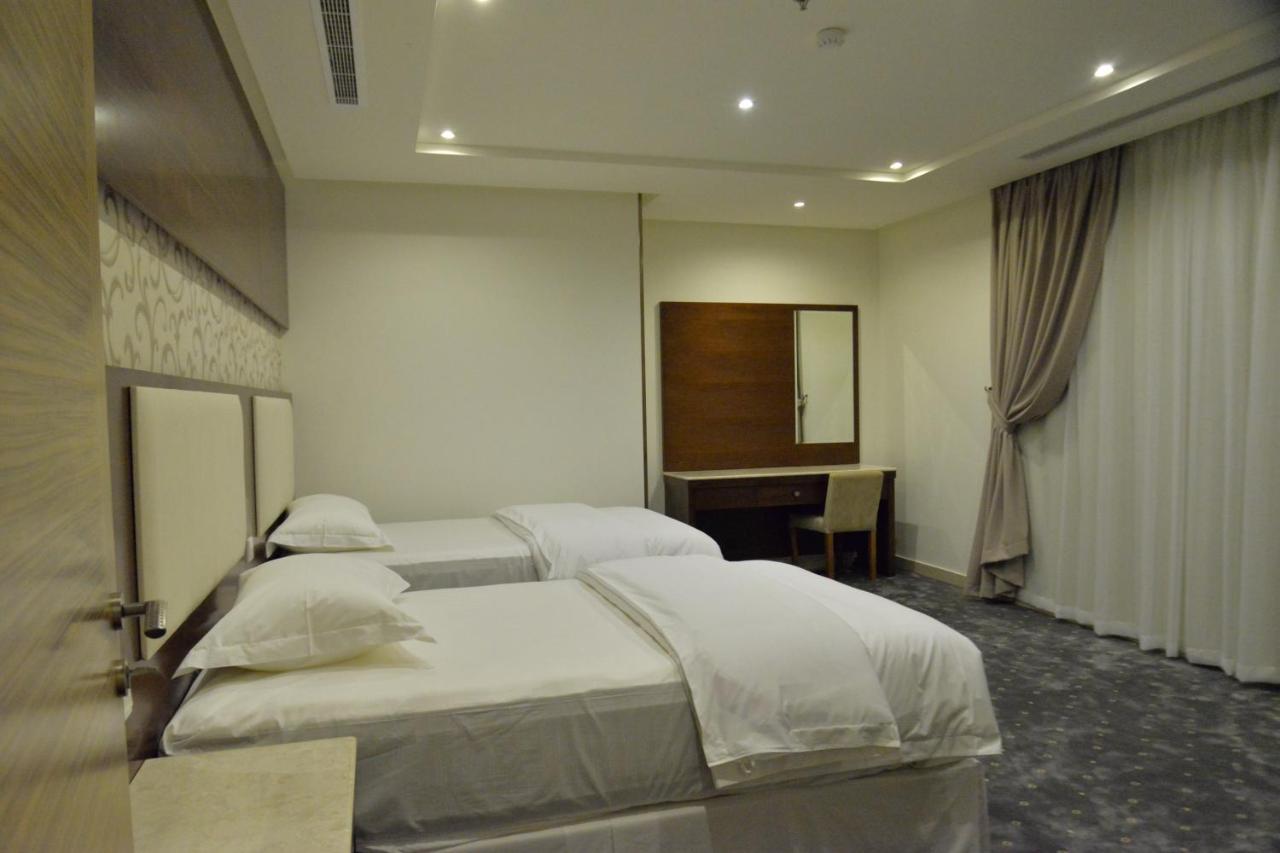 حياة إن للأجنحة الفندقية -جده Jeddah Exterior photo
