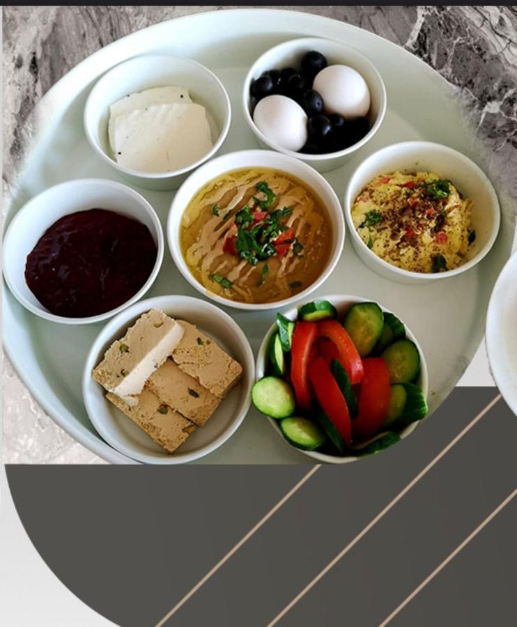 حياة إن للأجنحة الفندقية -جده Jeddah Exterior photo