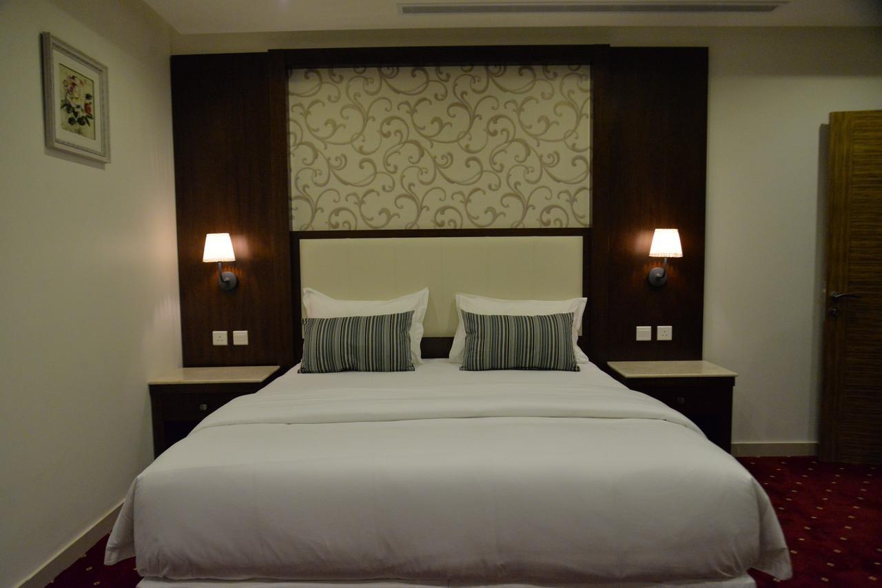 حياة إن للأجنحة الفندقية -جده Jeddah Exterior photo