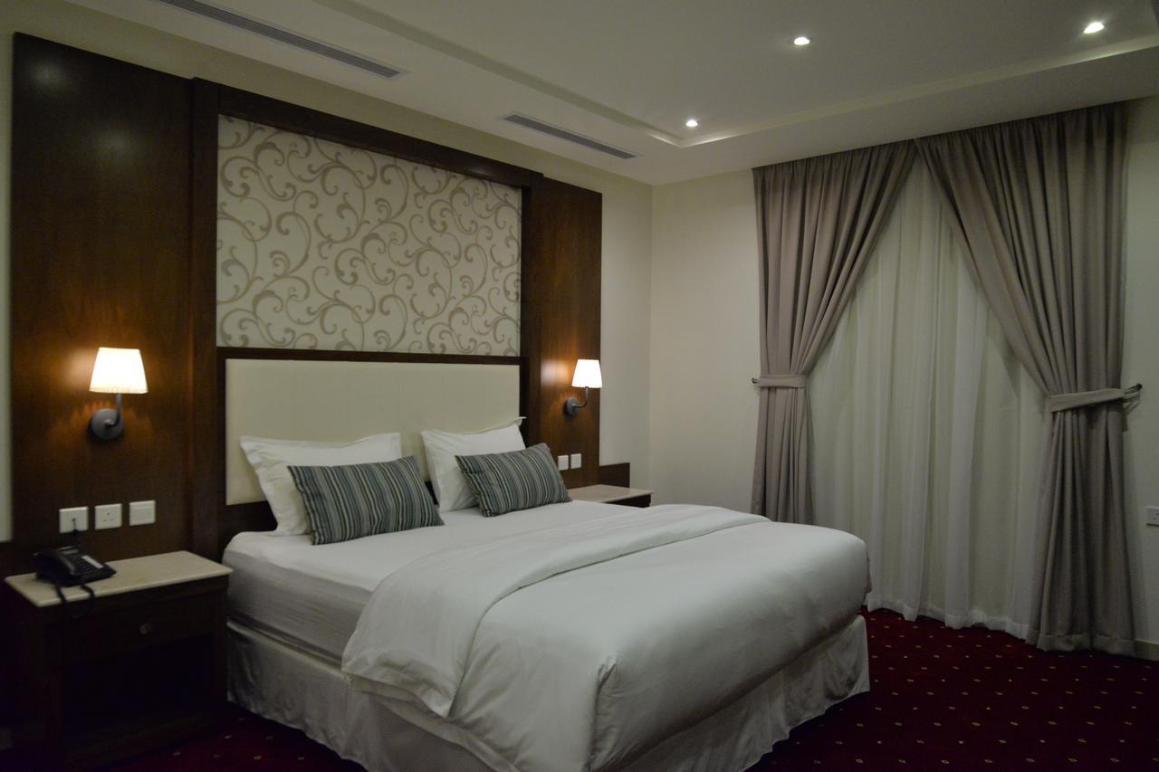 حياة إن للأجنحة الفندقية -جده Jeddah Exterior photo