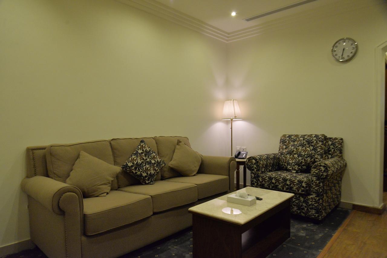 حياة إن للأجنحة الفندقية -جده Jeddah Exterior photo