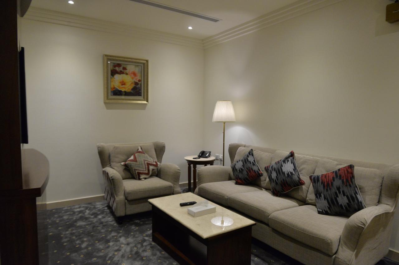 حياة إن للأجنحة الفندقية -جده Jeddah Exterior photo
